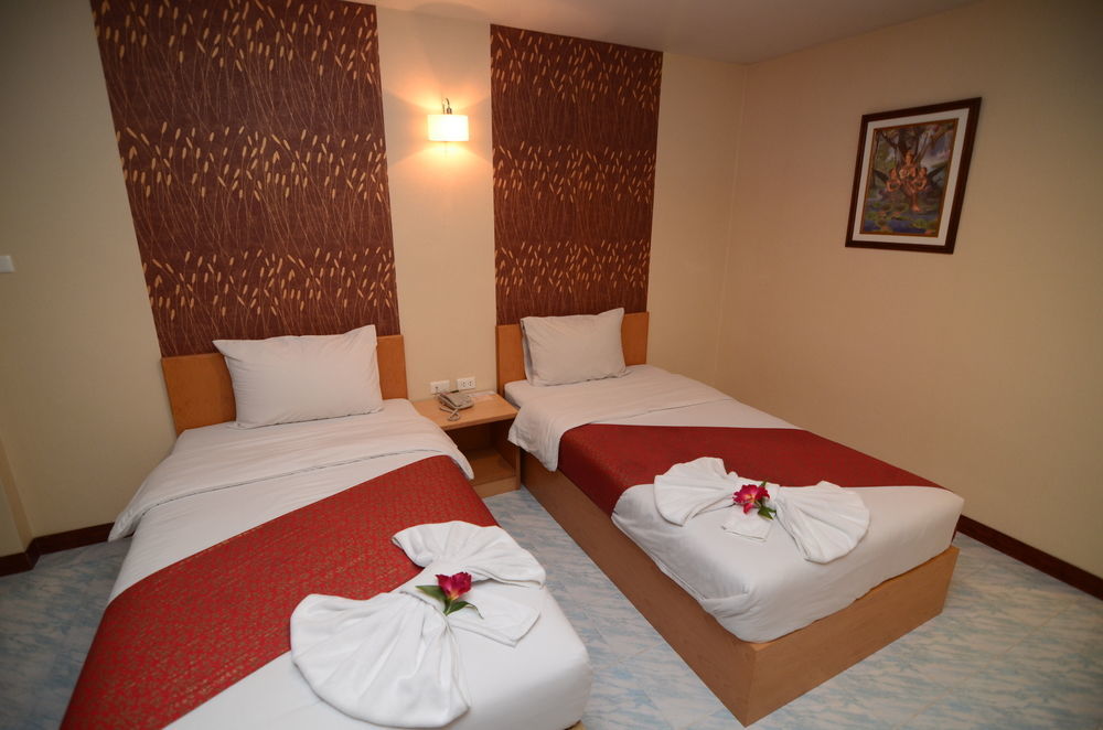 Oyo 257 Sea Paradise Hotel Sattahip Εξωτερικό φωτογραφία