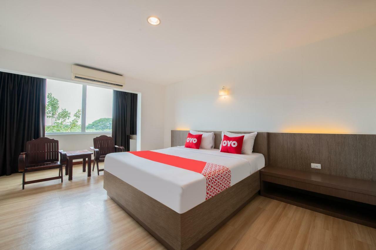 Oyo 257 Sea Paradise Hotel Sattahip Εξωτερικό φωτογραφία