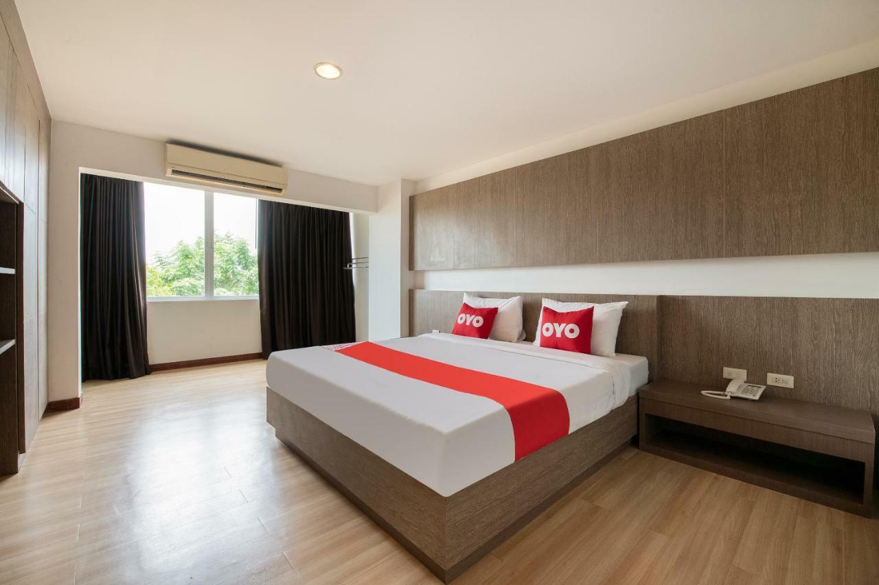 Oyo 257 Sea Paradise Hotel Sattahip Εξωτερικό φωτογραφία