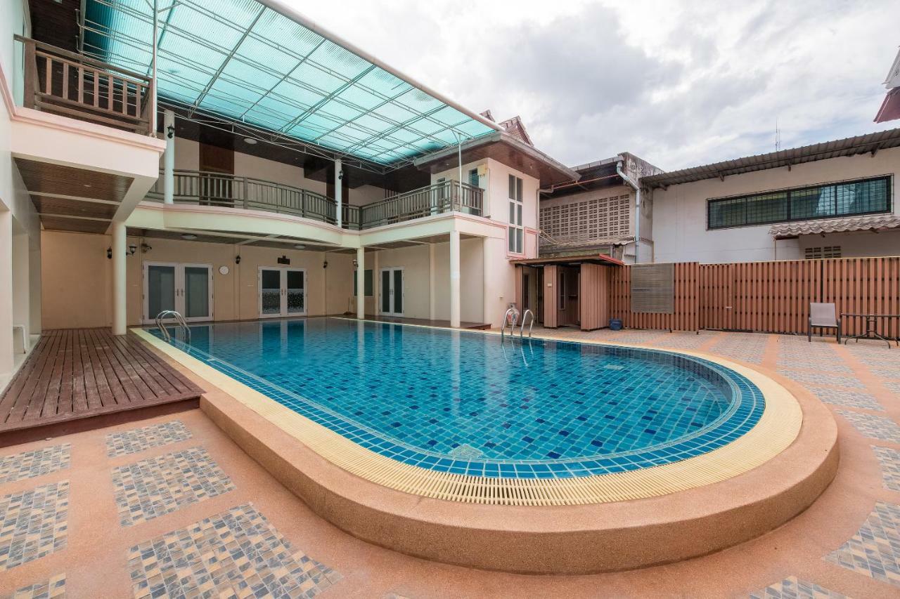 Oyo 257 Sea Paradise Hotel Sattahip Εξωτερικό φωτογραφία