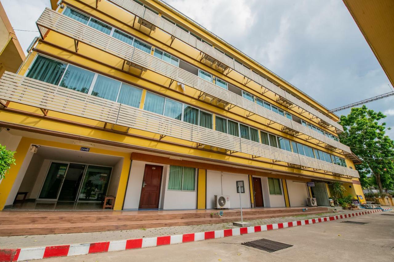Oyo 257 Sea Paradise Hotel Sattahip Εξωτερικό φωτογραφία