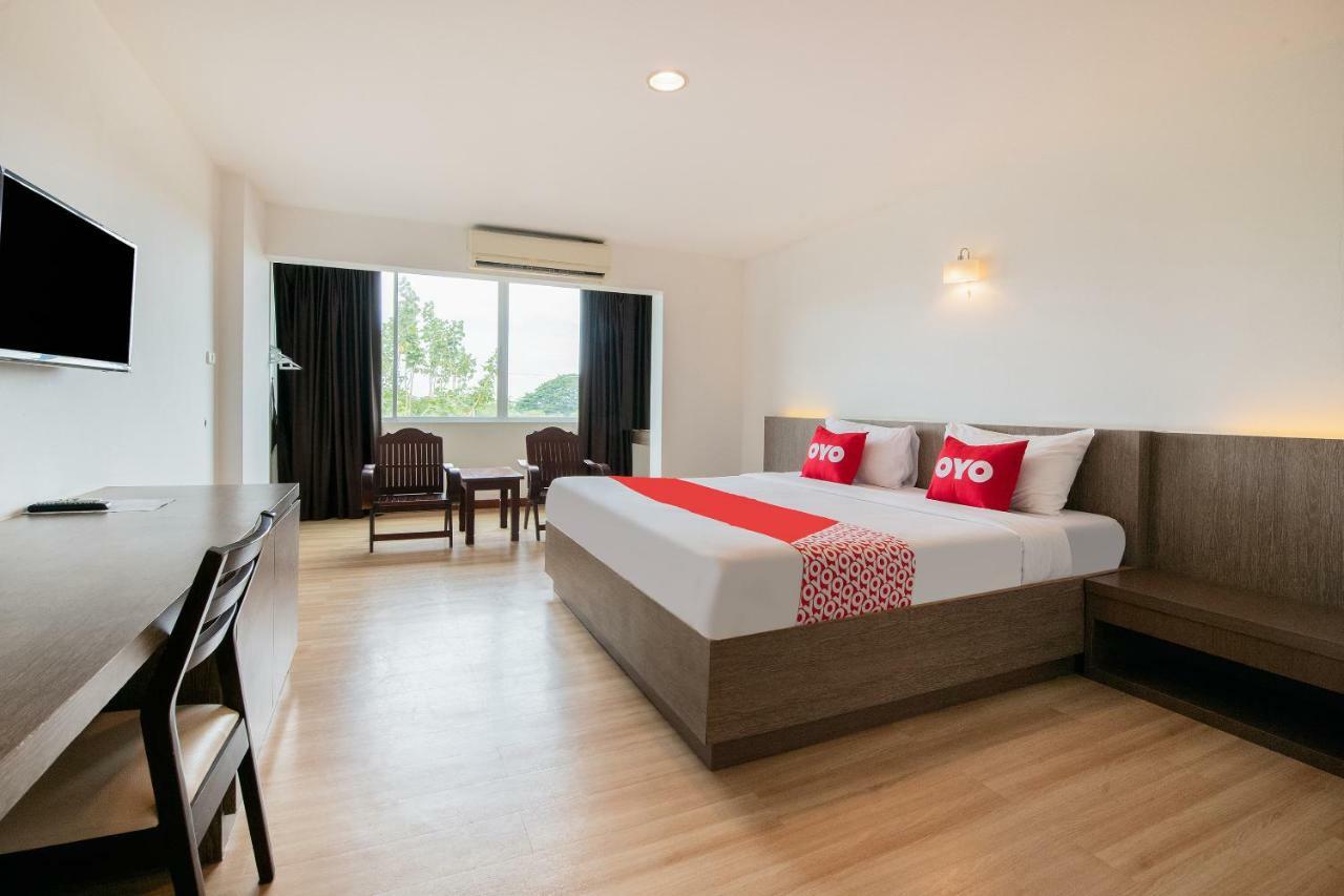 Oyo 257 Sea Paradise Hotel Sattahip Εξωτερικό φωτογραφία