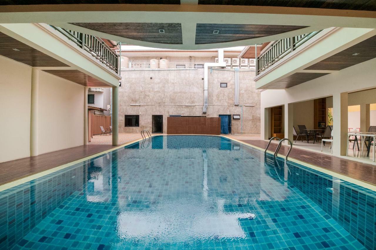Oyo 257 Sea Paradise Hotel Sattahip Εξωτερικό φωτογραφία